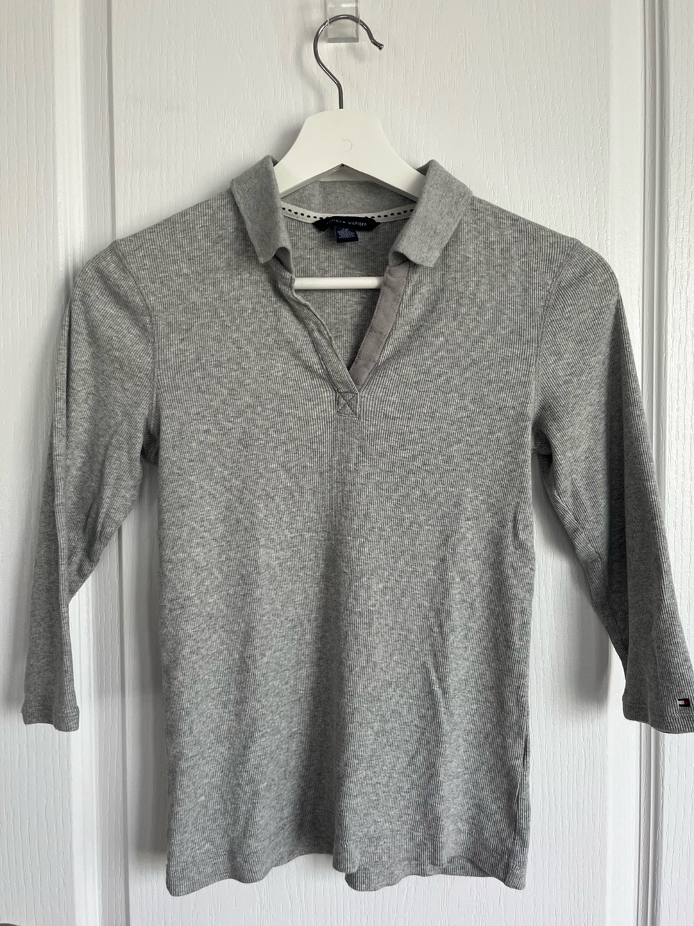 Tommy Hilfiger Light Gray Ribbed 3/4 Length Sleeve Polo